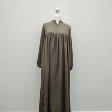Load image into Gallery viewer, Olive Mid-Pleat Abaya
