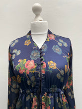 Load image into Gallery viewer, Navy Floral Drawstring Cloak
